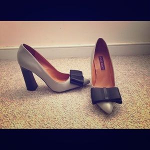 NEW Mojo Moxy beautiful gray pumps size 7.5